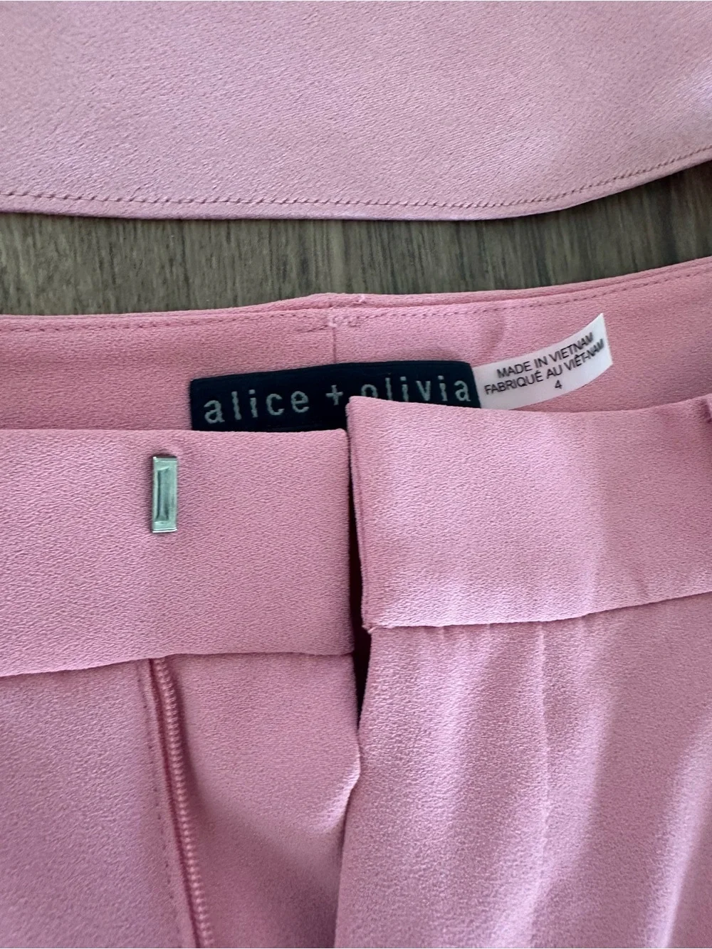 Alice + Olivia Dusty Pink Cropped Cami & Short Set - Picture 2 of 3